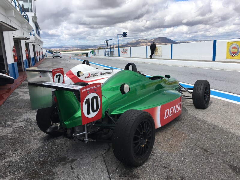 Ariel Atom on Guadix circuito